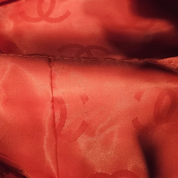 🛍 Gorgeous Iconic Pink Women's Leather Hobo Handbag 🛍 - Picture 5 of 5